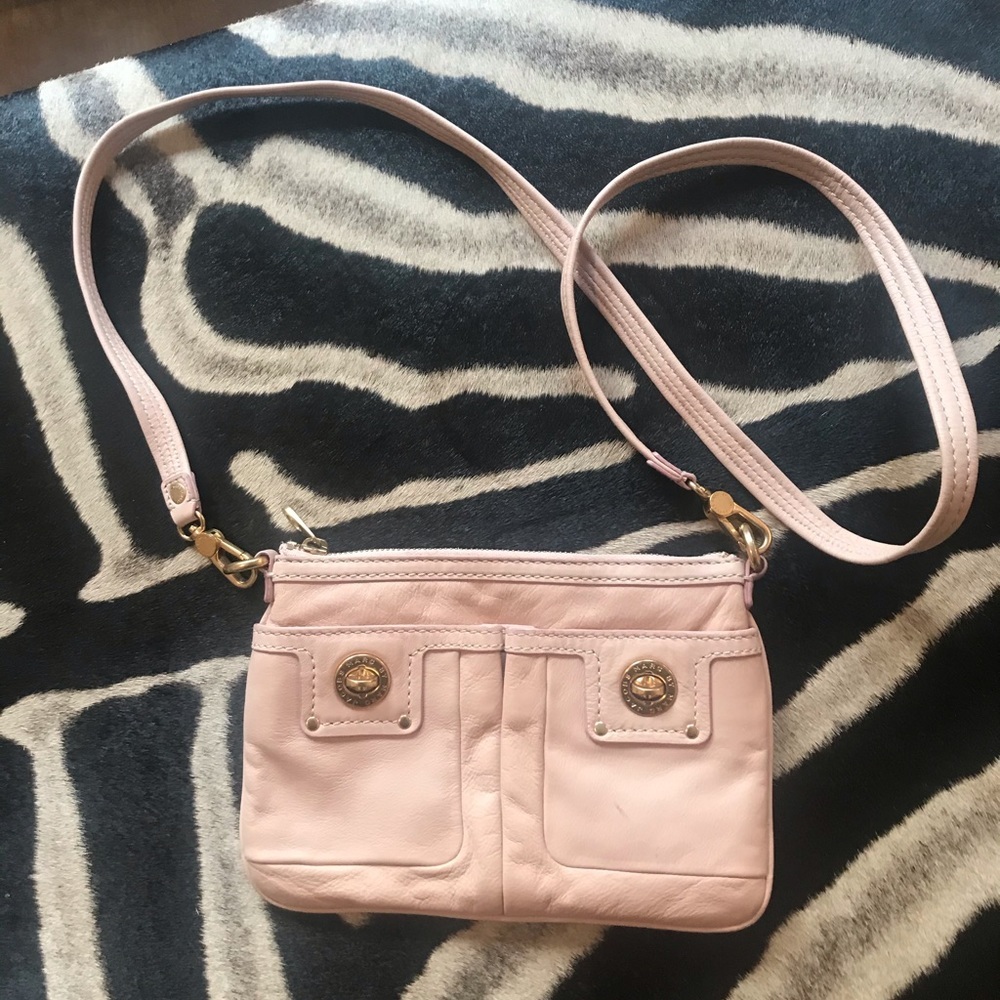 NWOT Marc by Marc Jacobs pink crossbody bag.